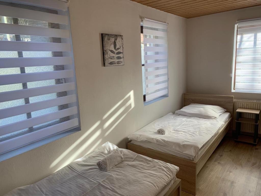 Ab Apartment Objekt 122 Ebersbach an der Fils Экстерьер фото